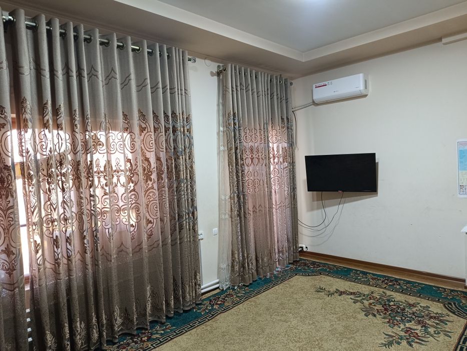 Xasanboyda 6 sotix 4 xonali yashashga tayyor uchastka SROCHNO sotiladi