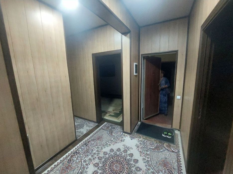 Срочный аренда квартира шайхонтохур район ибин сино 1 мацив