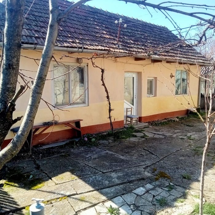Casa de vânzare în Șimand sau schimb cu garsoniera