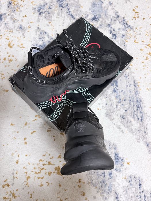 Versace Chain Reaction