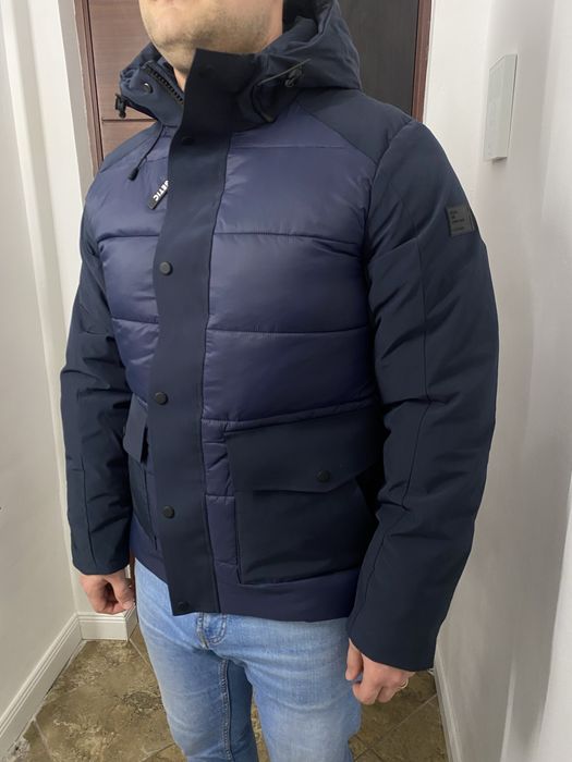 Geaca reserved nou cu eticheta M