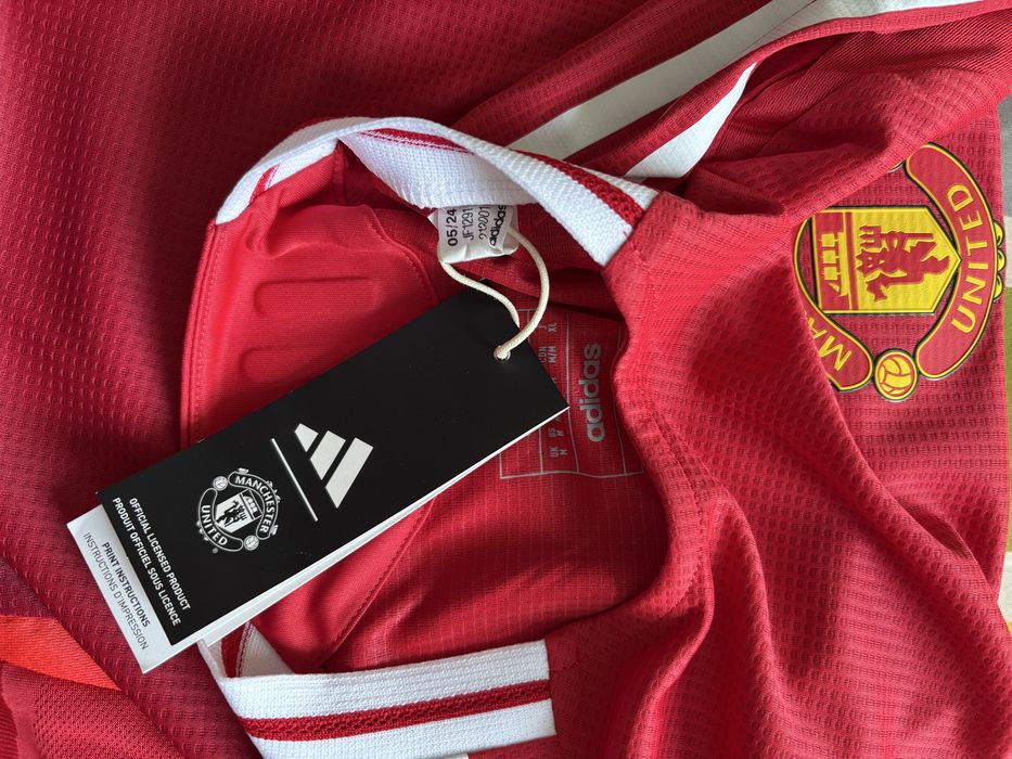 Нови футболни  тениски на Manchester Unated