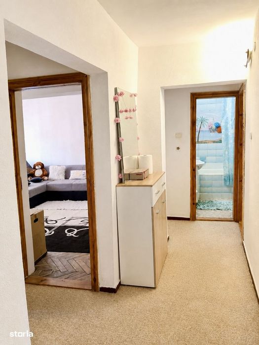 Apartament spațios 3 camere, 78 mp, central Drăgășani – zonă Rusidava