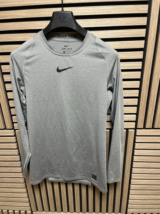 NIKE PRO Compression : Компресираща блуза размер М / Оригинал