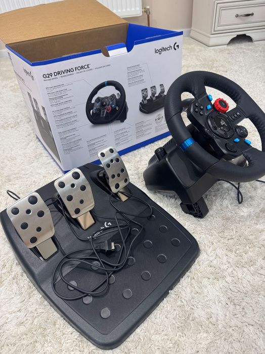 Logitech G29 Driving Force Racing Wheel