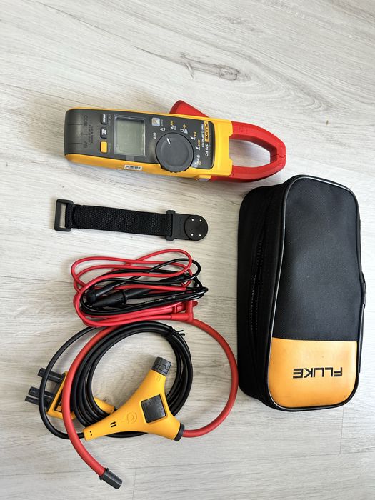 Fluke 376 FC Clamp Meter