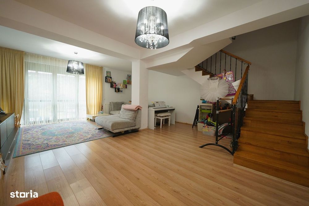 Vila 5 camere, Piscina, Cartier Domus, Pipera, acces rapid A3