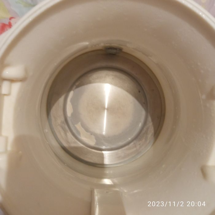 электросамовар пластмассовый