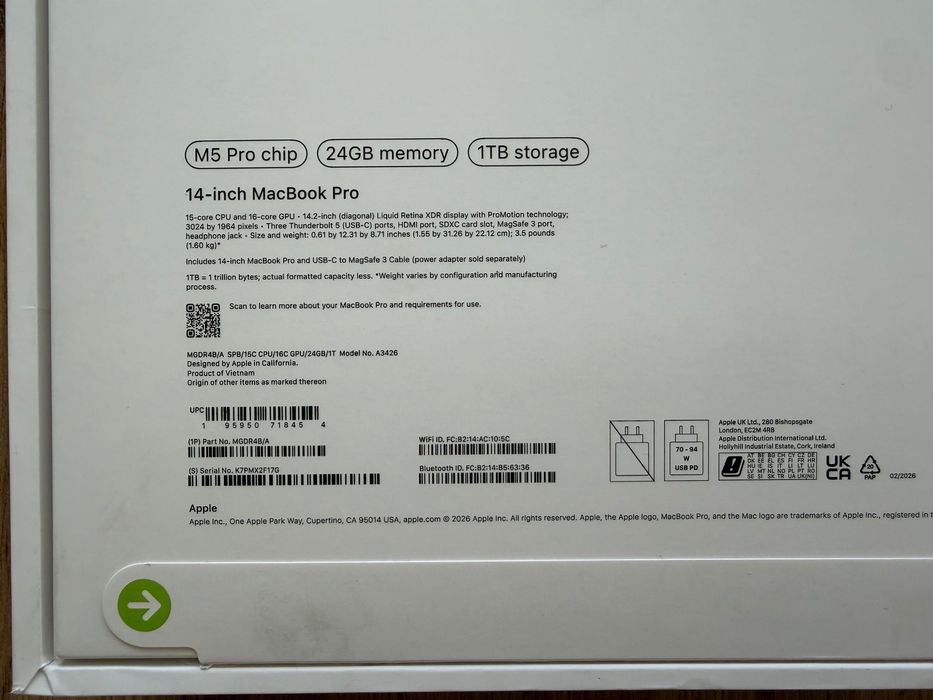 ЧИСТО НОВ MacBook Pro 14" M5 PRO Chip 15-CPU/ 16-GPU/ 24GB RAM/ 1TB SSD