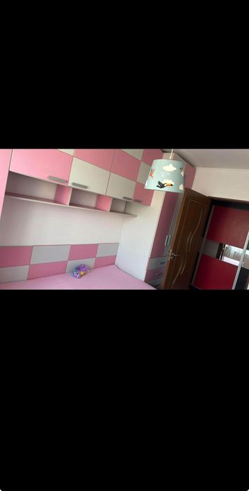 Se vinde apartament-0732919219