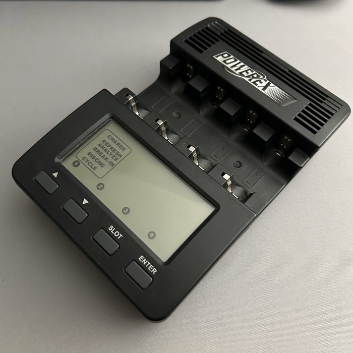 incarcator acumulatori Powerex Maha MH-C9000