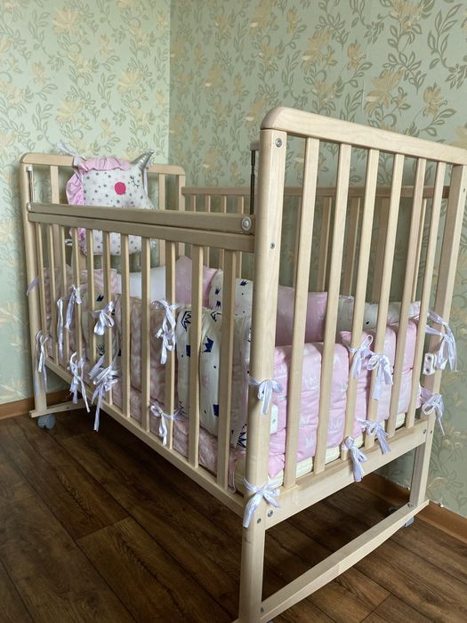 Продам кроватку