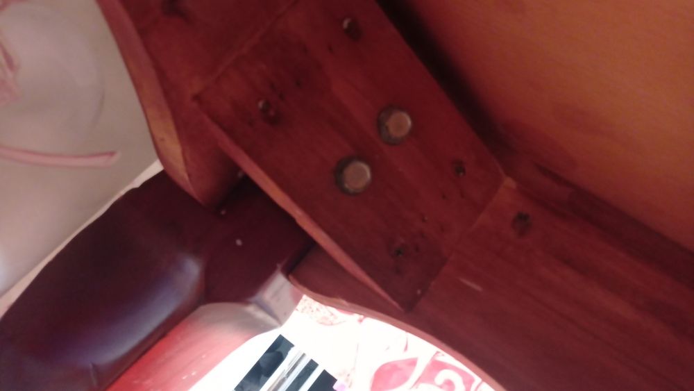 Продам стол кухонный