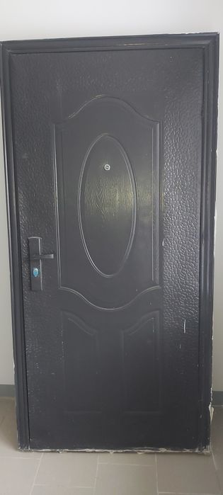 Межкомнатная дверь