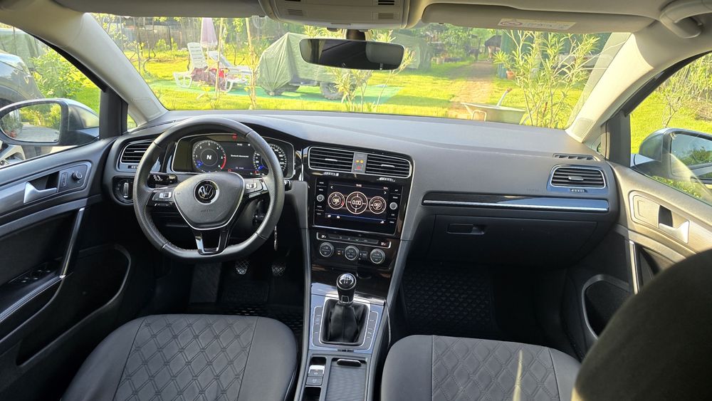 VOLKSWAGEN Golf 2018 — imagine 5