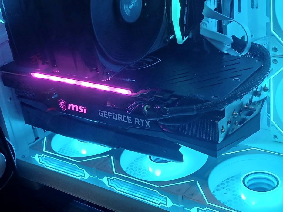 Продаю видеокарту 3060ti GAMING TRIO