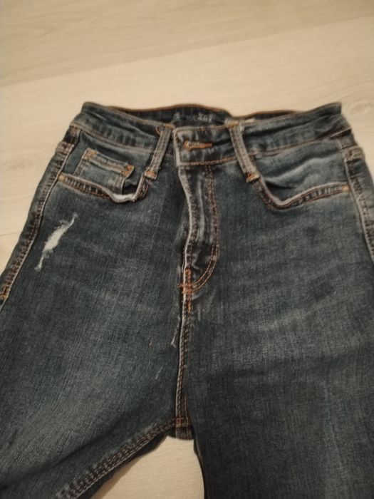 Дамски дънкови панталони! 2 броя! Размер - S.