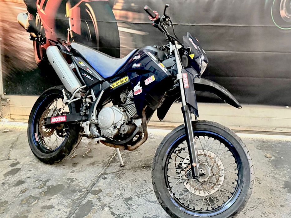 Yamaha XT125SM A1