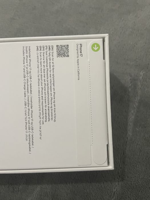 Vand iphone 17 /256 GB