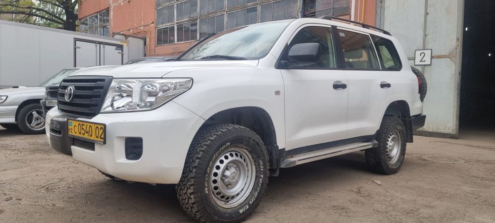Продам Toyota Land Cruiser 200