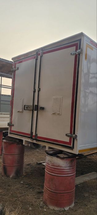 Кузов срочна Сотилади 
2014 yili