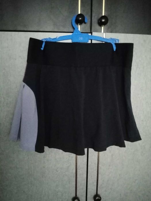 Спортна тенис пола Nike  L-нова ,спортен дамски клин М- Body Engineers