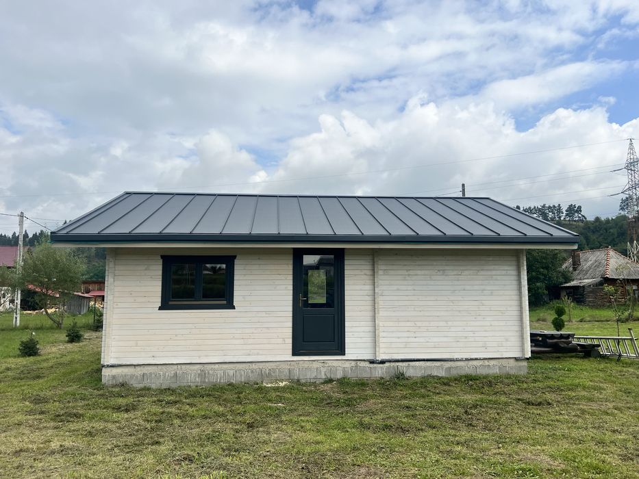 Case de grădină, de vacanță și de locuit din lemn de înaltă calitate.