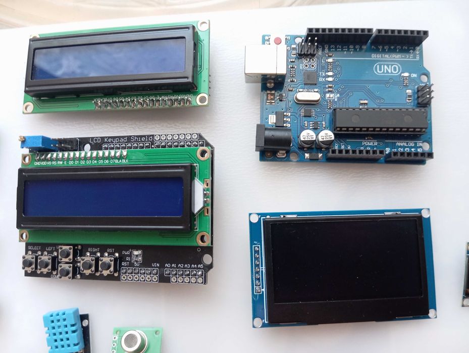 Arduino UNO комплект 80+ компонента