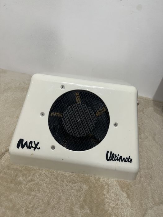 Продам пылесос для маникюра