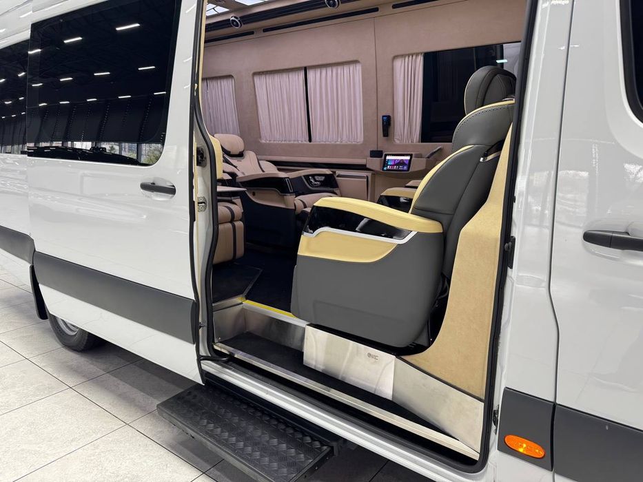 Продается Mercedes Benz Sprinter 317 CDI VIP