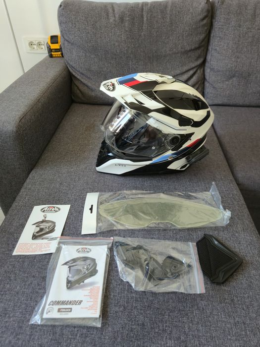 Casca Adventure Touring Airoh Commander