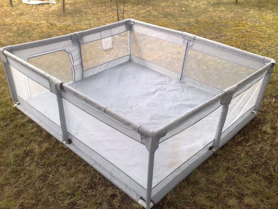 Бебешка кошара за игра