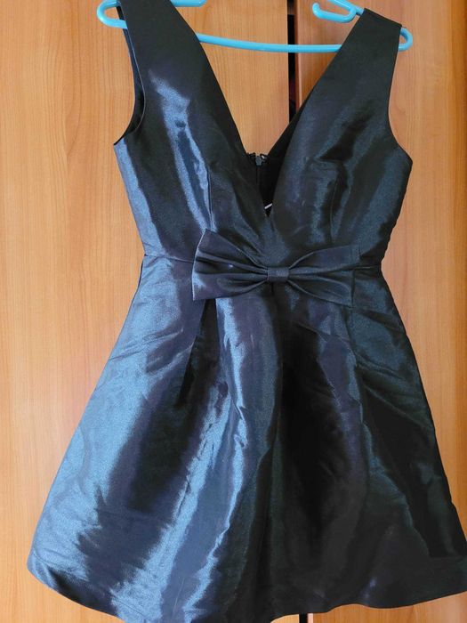 Rochie neagra de ocazie