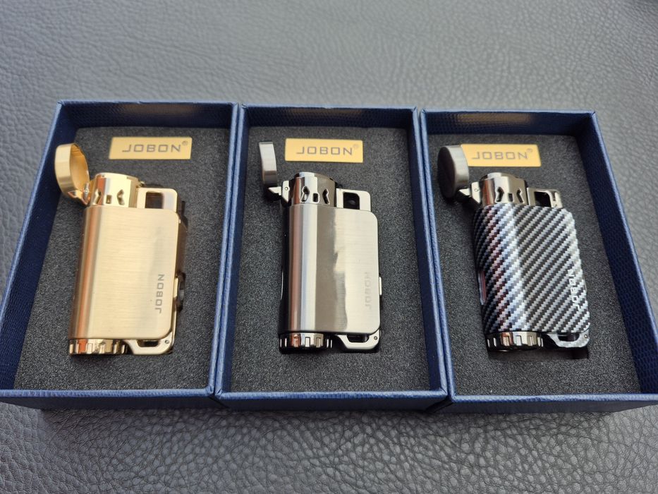 Запалка за пури JOBON в подаръчна кутия,три цвята L-0304