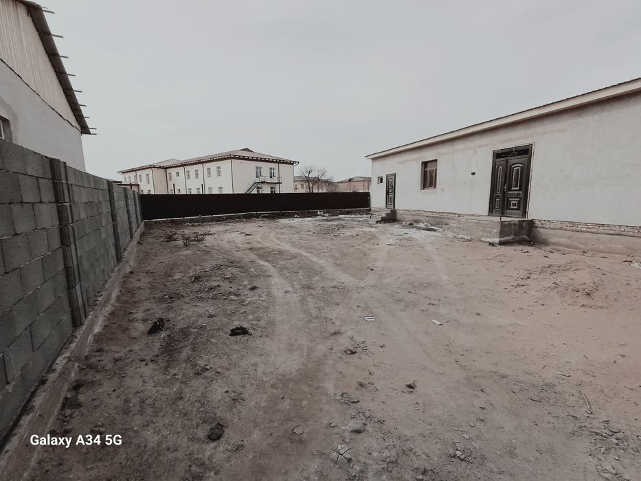 Жай сатилади базардин касинда