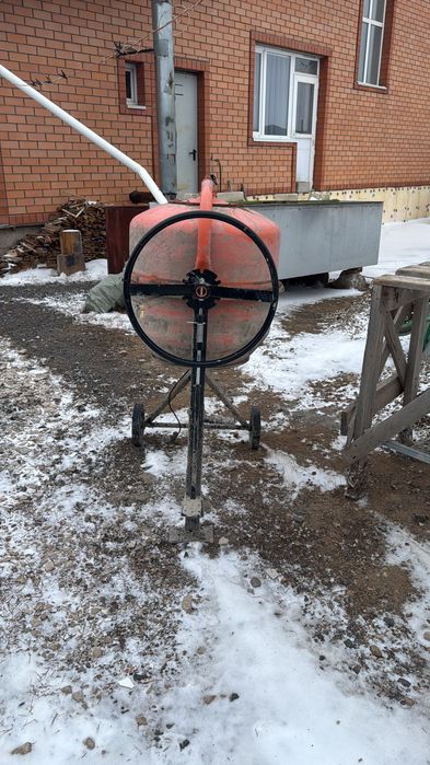 Бетоном мешалаа от альтеко