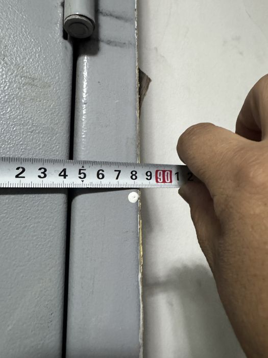 Техническая  дверь