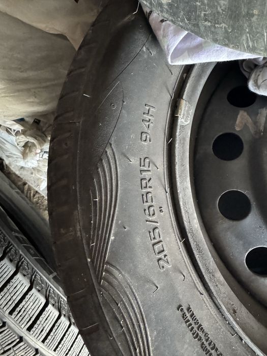 Продам шины с диском