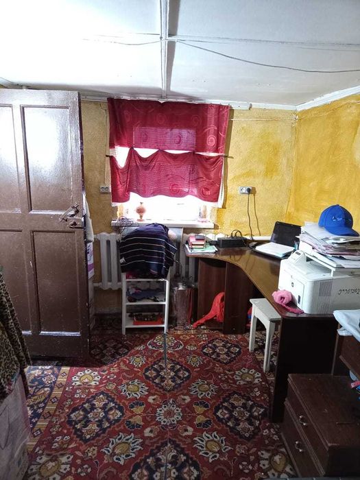 Продам дом с бассейном в центре СРОЧНО