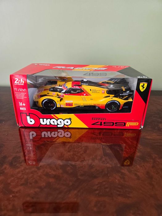 Bburago Модели машин в масштабе 1/24
