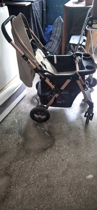 De vanzare carut pentru bebe in perfecta stare de functionare...este folosit doar 5 zile in care a stat copilul in carut