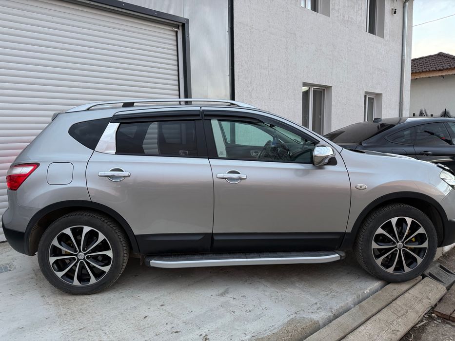 Продавам 7500€ Nissan Qashqai J10 2011 1.5d НАВИГАЦИЯ