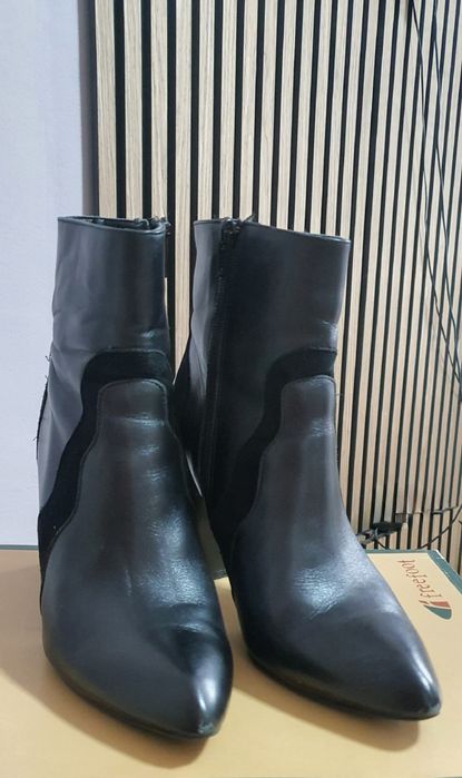 Боти, естествена кожа, 39 номер