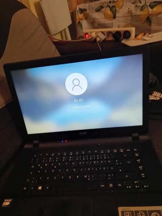 Лаптоп запазен ...