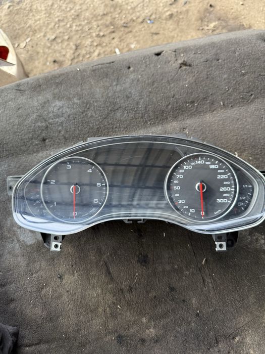 Километраж табло Ауди А6 Audi A6 A7 4g C7 дизел 4G8920932M 3,0tdi