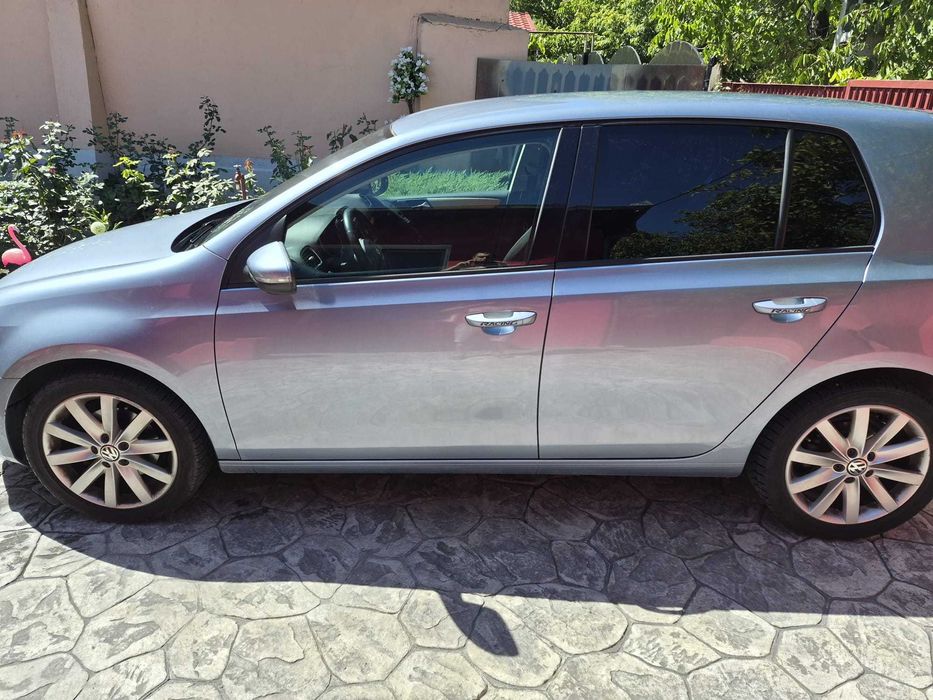 Volskwagen GOLF VI 2009 benzina clima navigatie cutie manuala 140.000 km reali