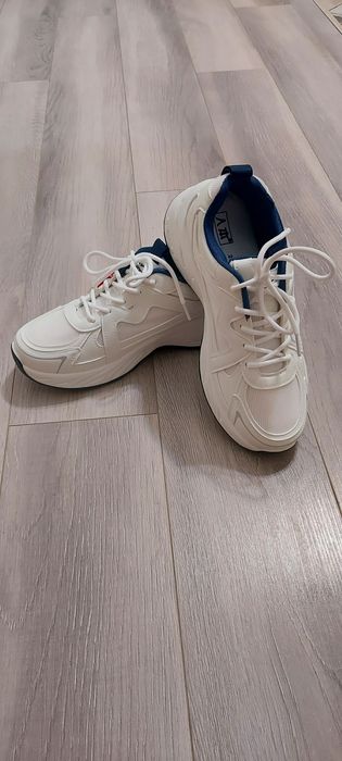 Кроссовки Renben