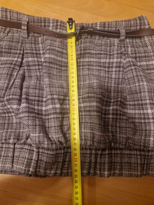 Fusta mini stil gogosar de la Sisley mas 40