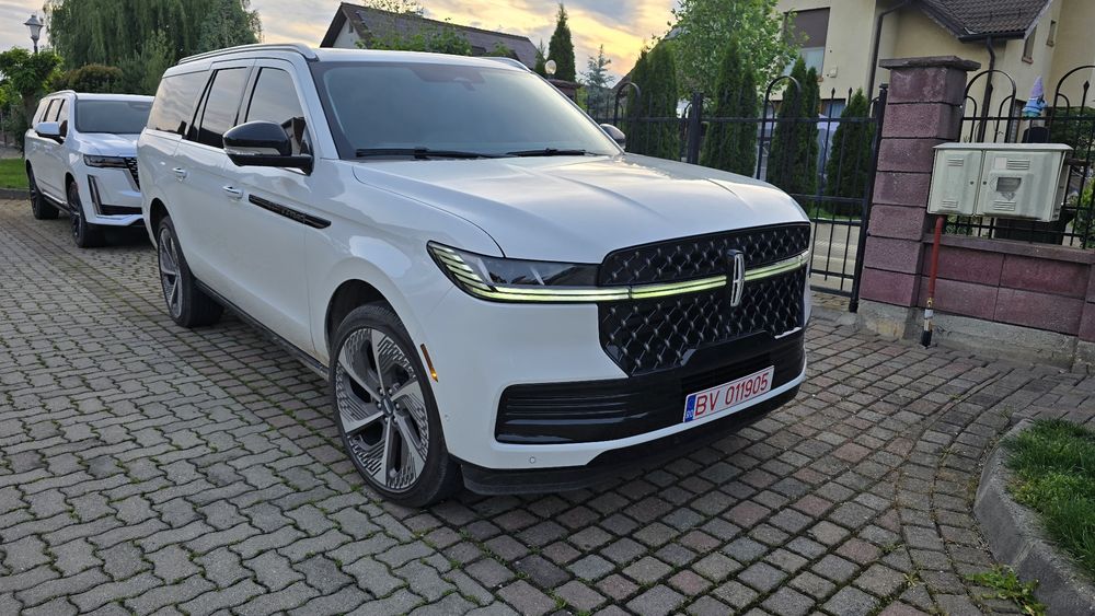Lincoln Navigator