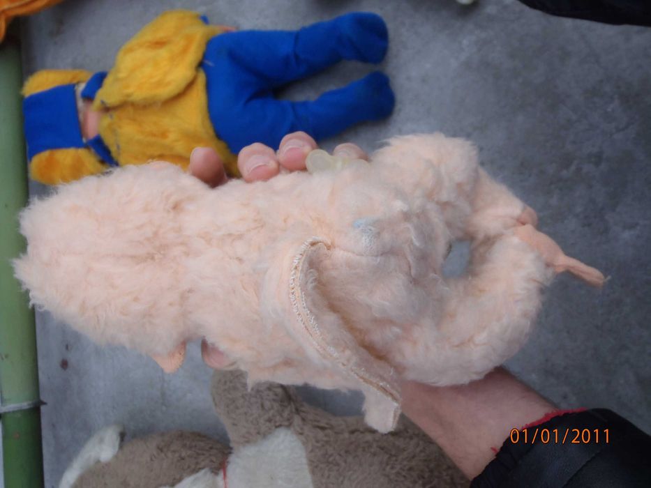 Ретро детски играчки от соца - механични, плюшени, кукли, надуваеми.